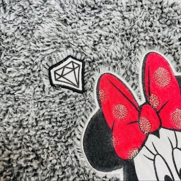 𝅺disney Minnie Mouse Grey Sherpa Fluffy Jacket - Picture 11 of 12